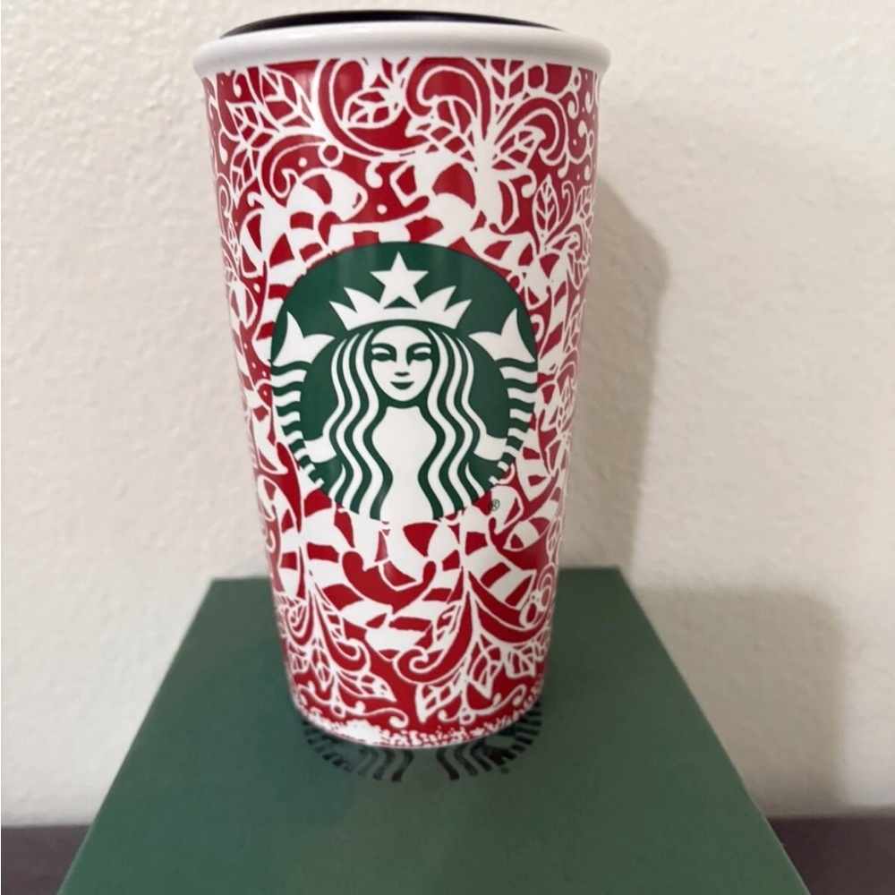 New 2016 Starbucks Red Candy Cane Ceramic Christmas Tumbler 12 Oz w/Lid